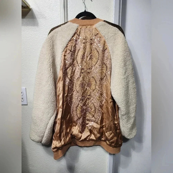 Free People Sherpa Wicked Games Reversible Embroidered Bomber Jacket Size M - Picture 7 of 12